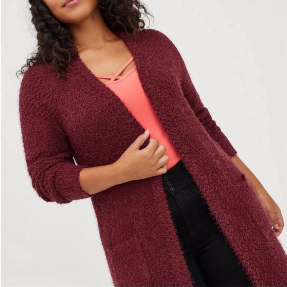 Torrid burgundy Teddy/popcorn duster size 00